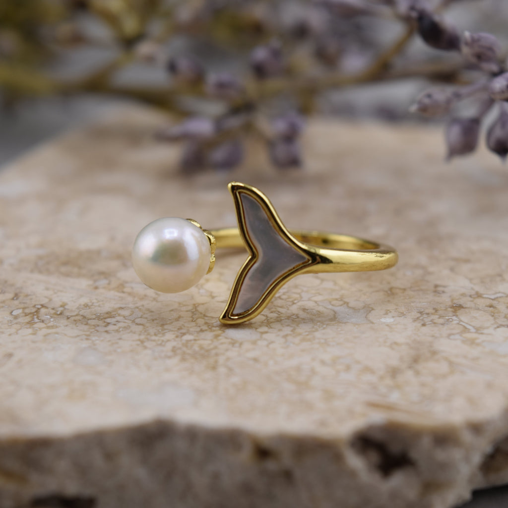 Siren Pearl Ring