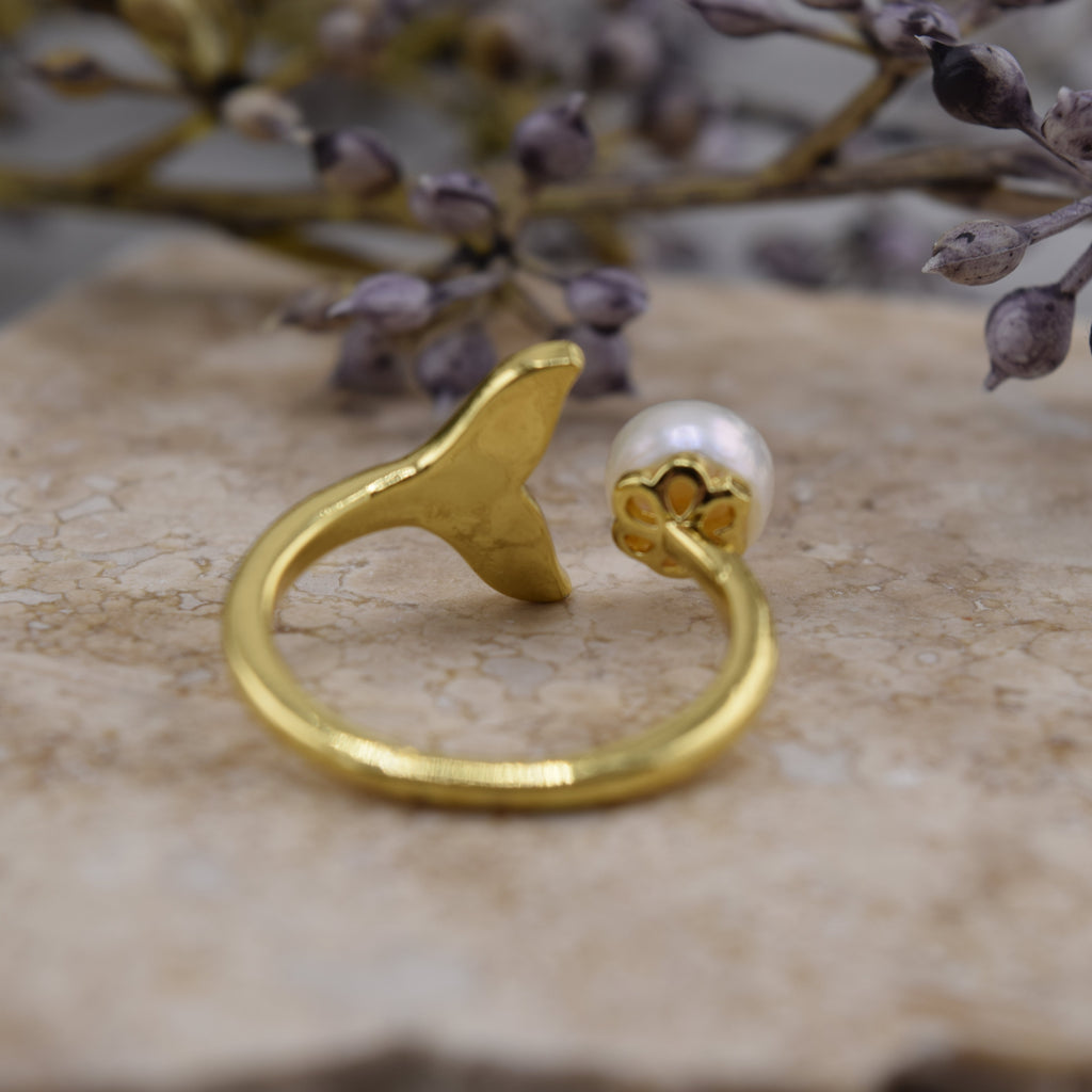 Siren Pearl Ring