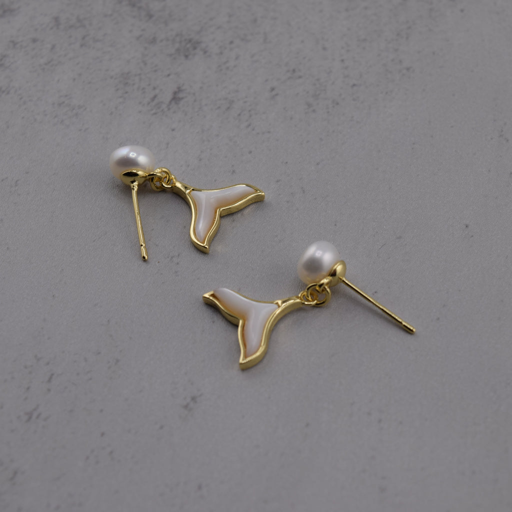 Siren Pearl Earring