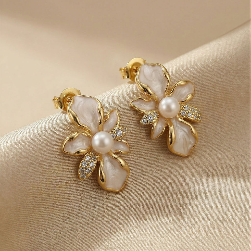 Bloom Pearl Earrings