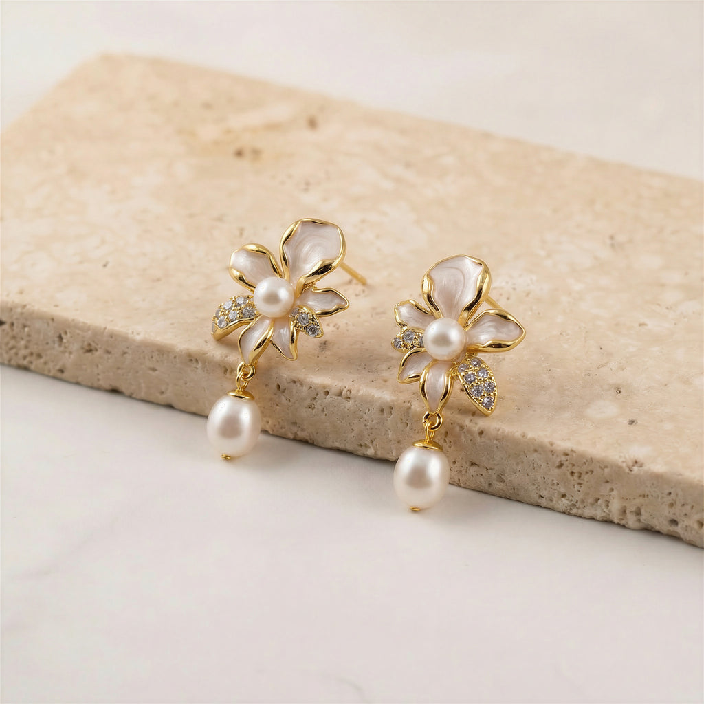 Bloom Pearl Earrings