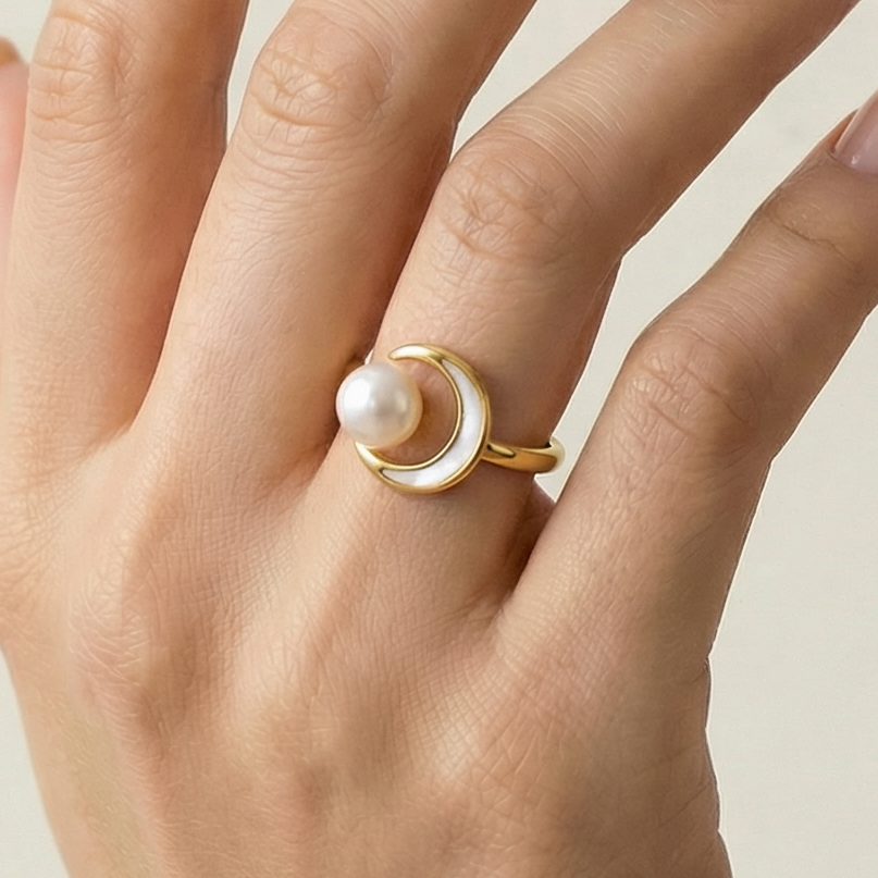 Crecent Pearl Ring