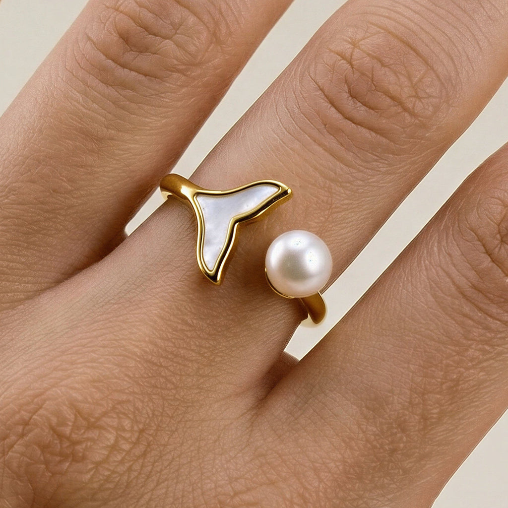 Siren Pearl Ring